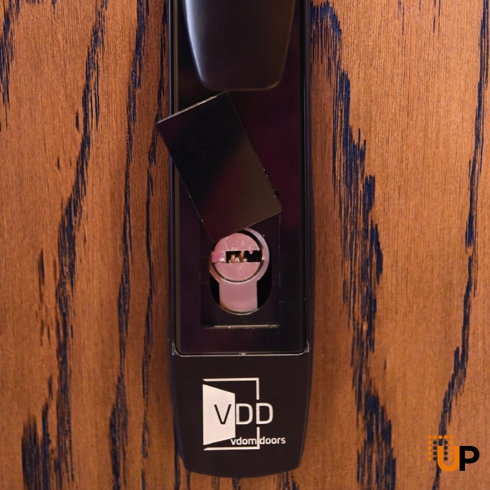 FingerPrint 056 door locks black upvc Photo #6