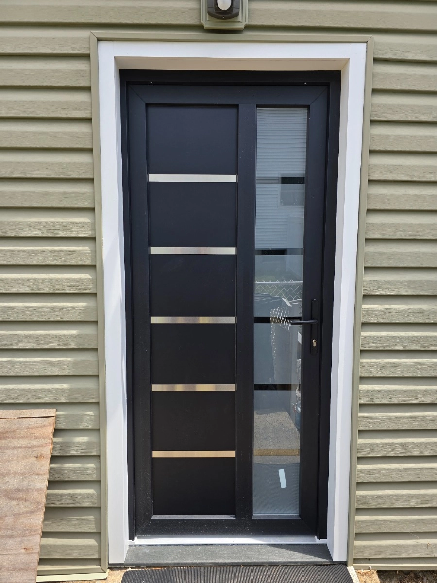 Manux 8088 Matte Black