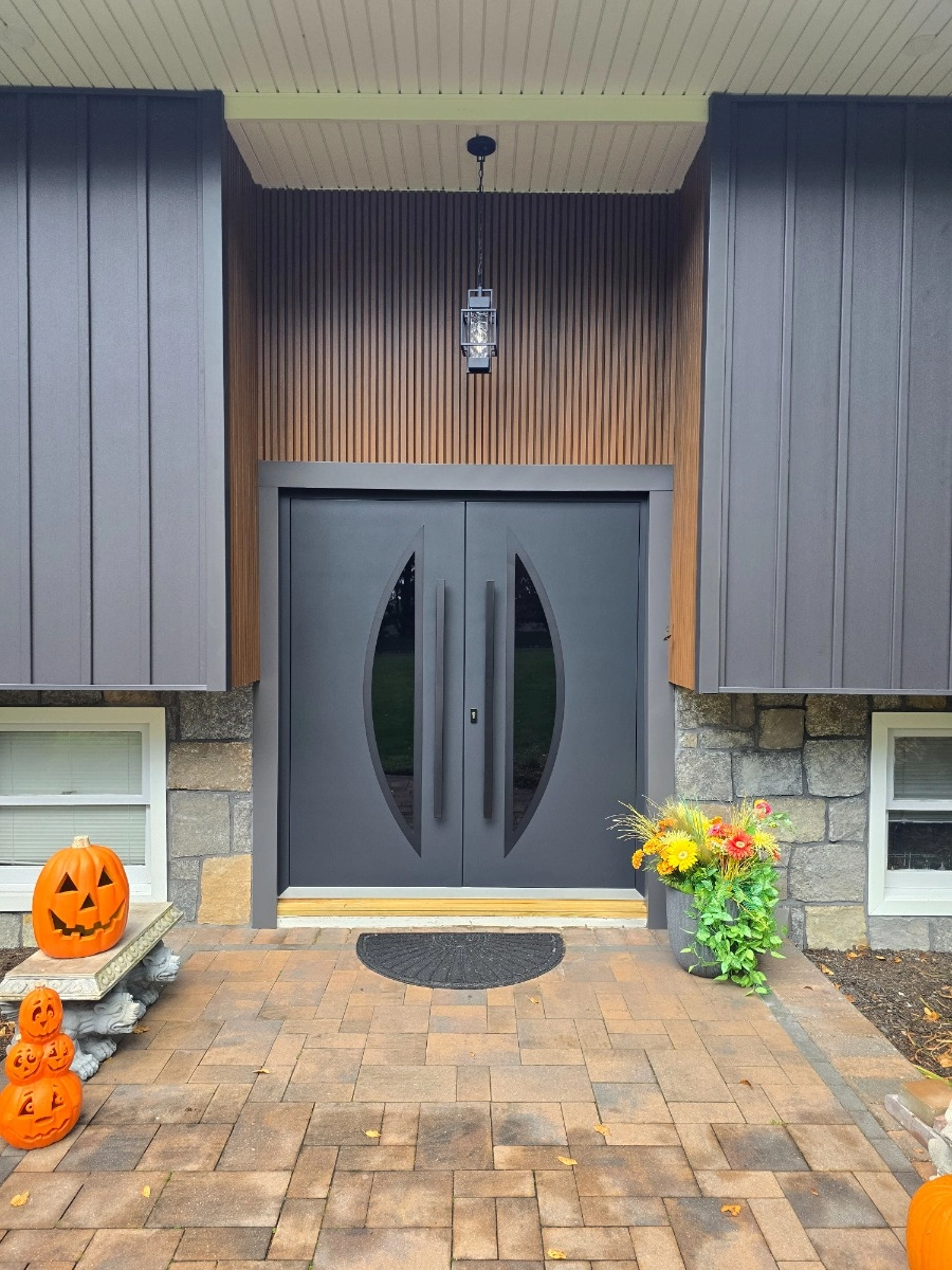 Single swing metal-aluminum modern exterior door with triplex | Deux 6501 Antracite | 48 x 96 photo#16