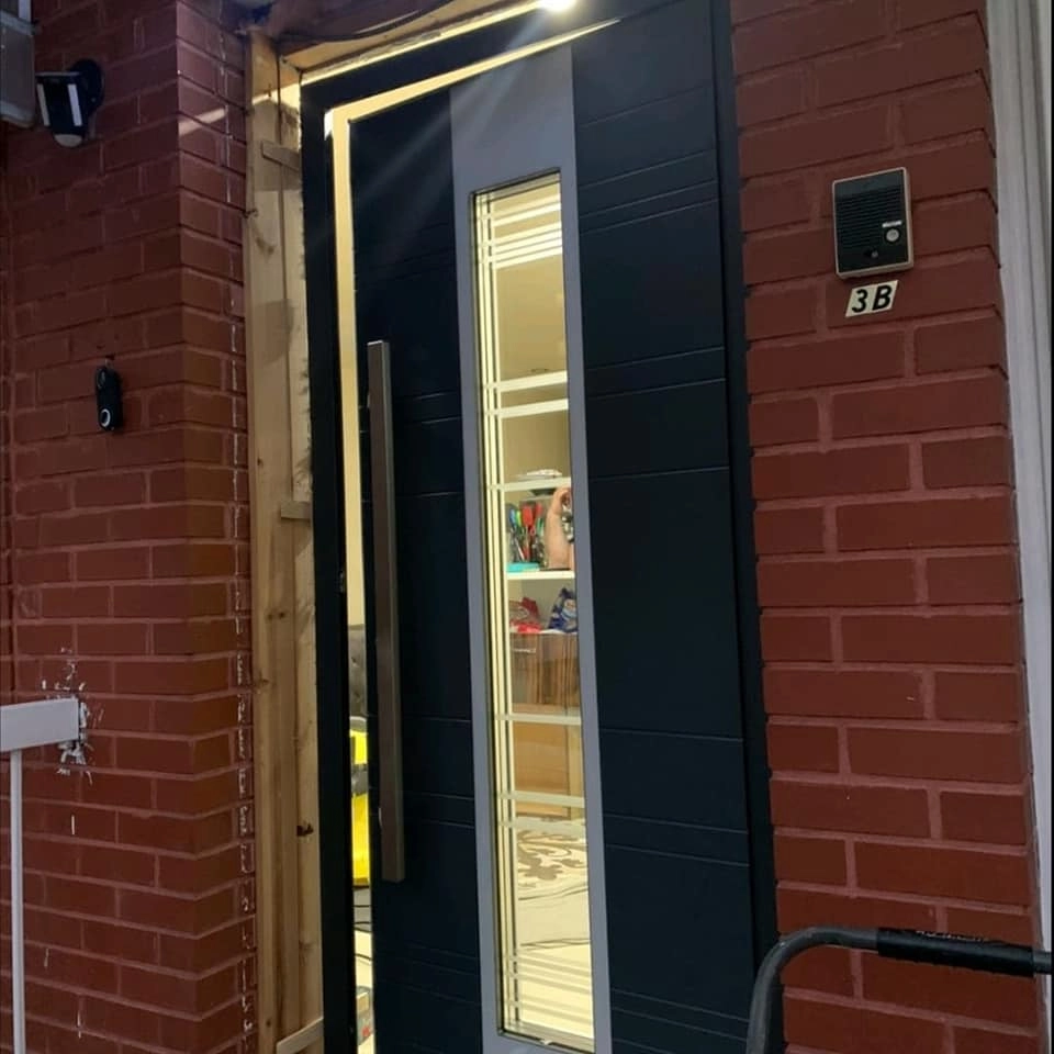 Single swing metal-aluminum modern exterior door with triplex | Deux 5755 Gray Graphite | 36 x 80 photo#17
