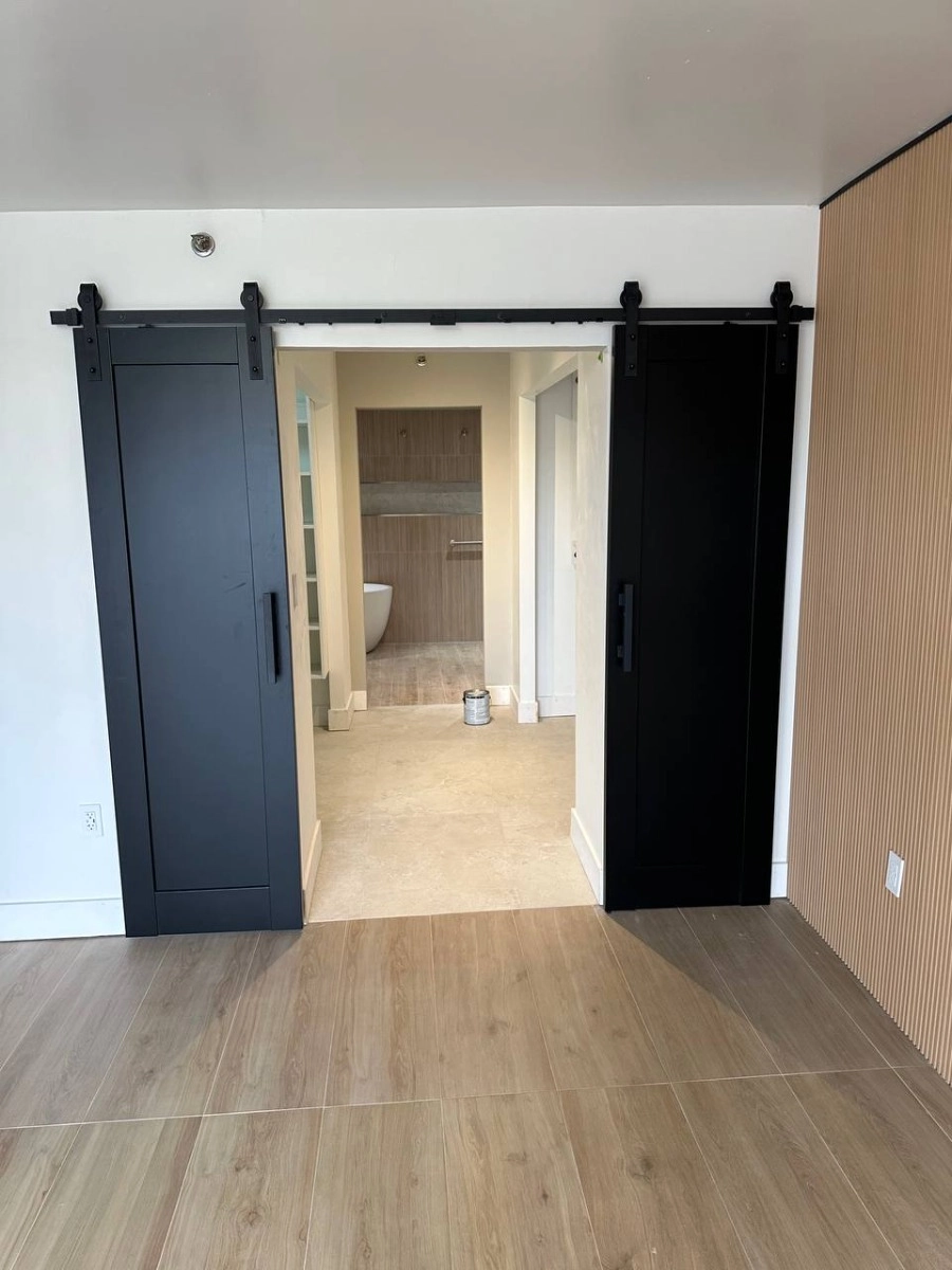 Single mdf shaker interior swing door | Quadro 4111 White | 18 x 80 photo#28