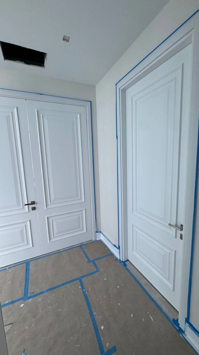 Single solid wood with honeycomb interior swing door | Royal 9822 White | 18 x 80 photo#9