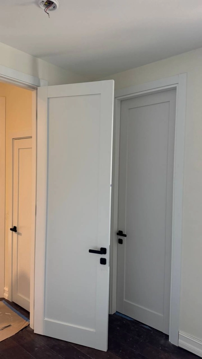 Single mdf shaker interior swing door | Quadro 4111 White | 18 x 80 photo#18