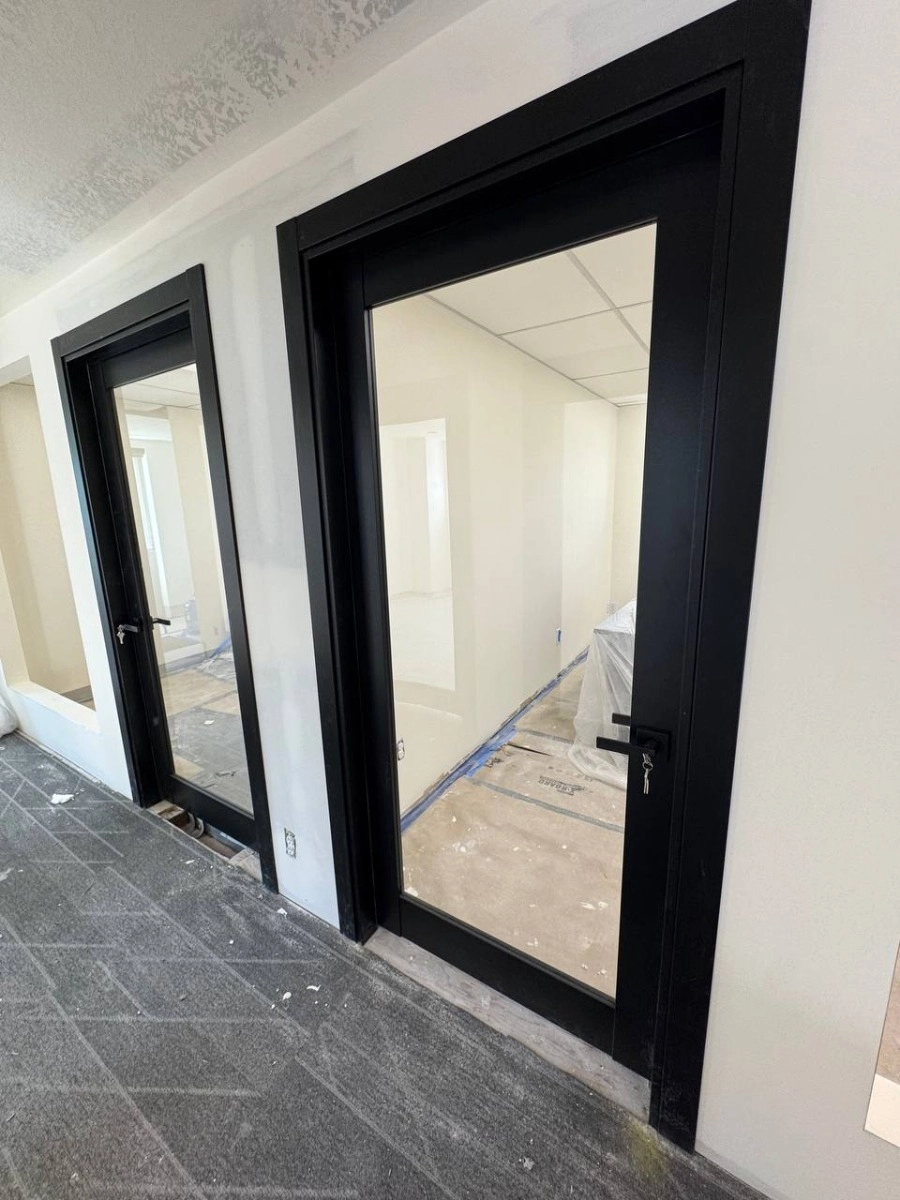 Single solid core luxury interior swing door with clear glass | Lucia 2166 Black Matte | 18 x 80 photo#12