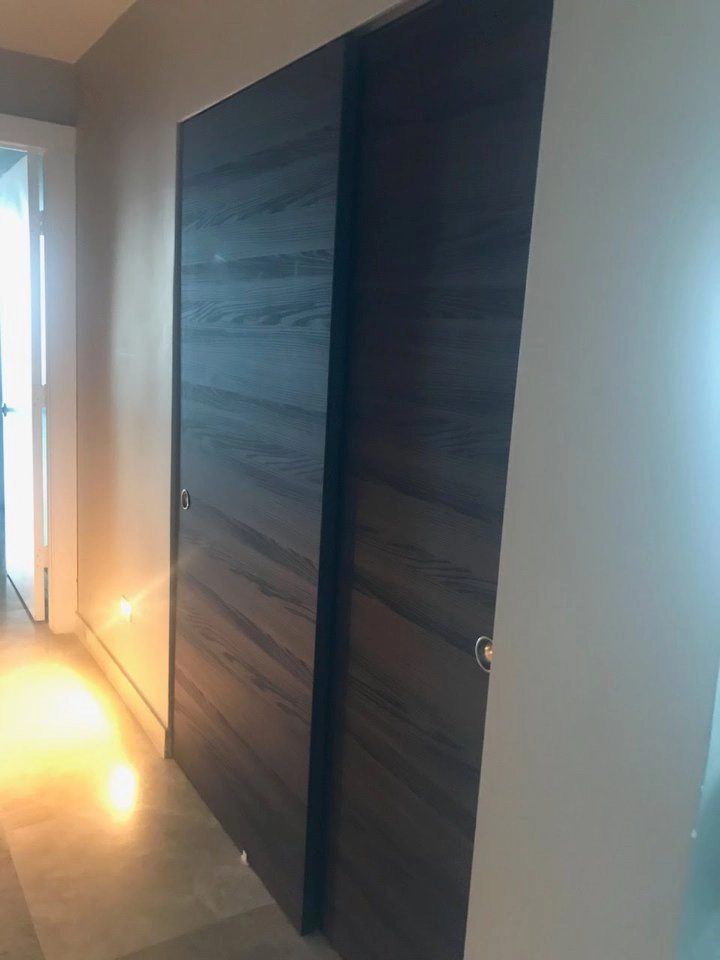 Single solid wood with honeycomb modern interior swing door | Planum 0010 Chocolate Ash | 18 x 80 photo#19