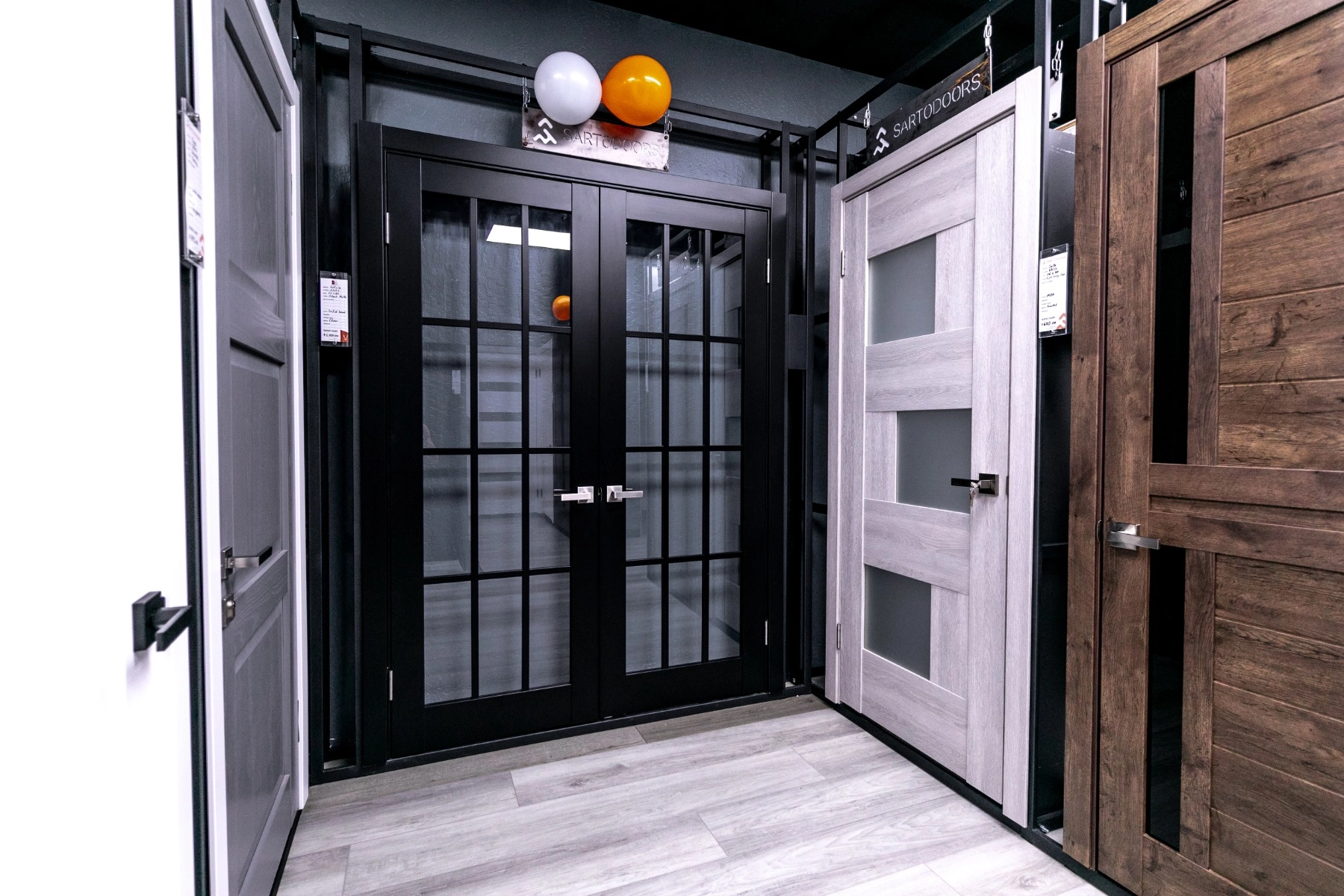 Door from Showroom, River Grove, Illinois image