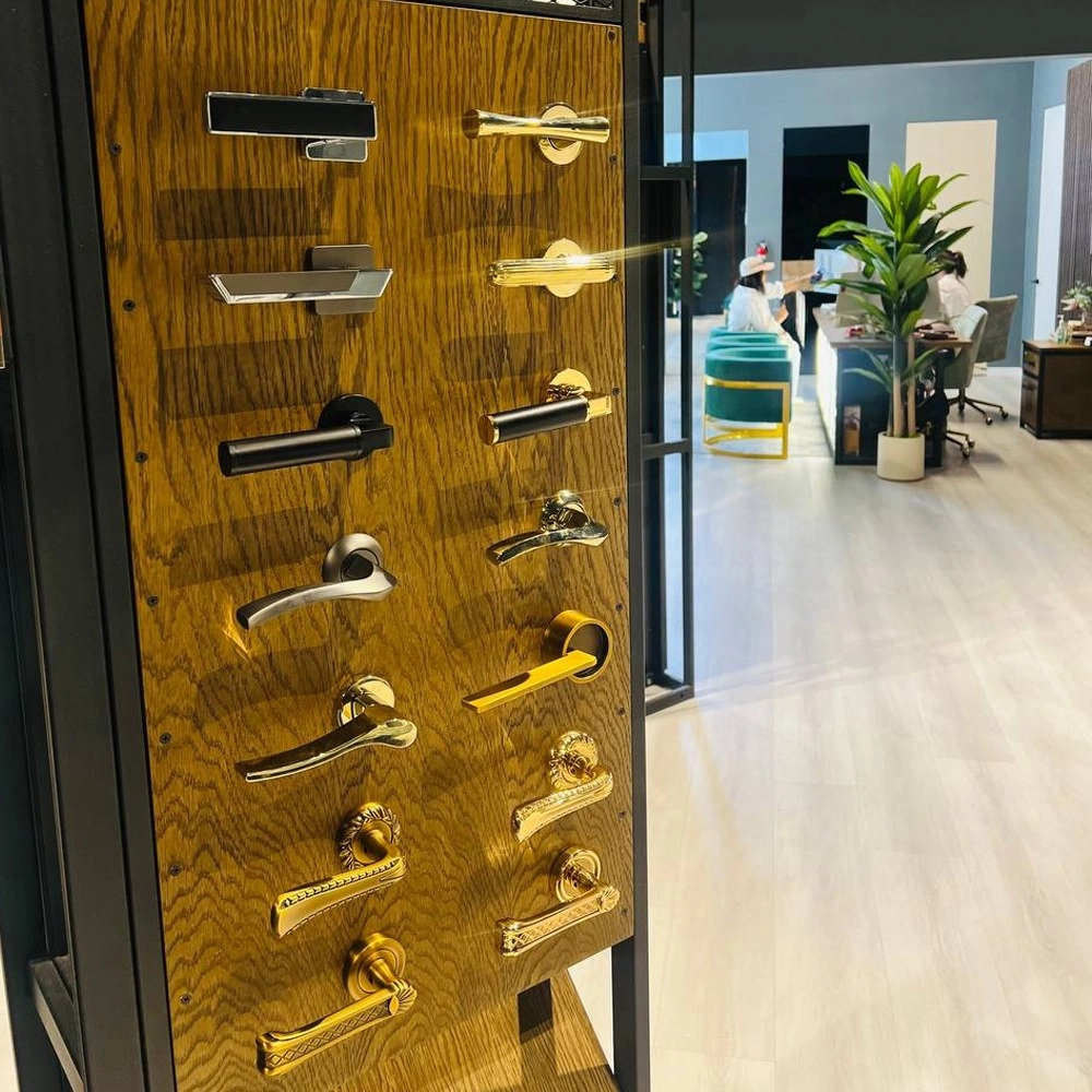 Door from Showroom & Pick-Up, San Jose, California image
